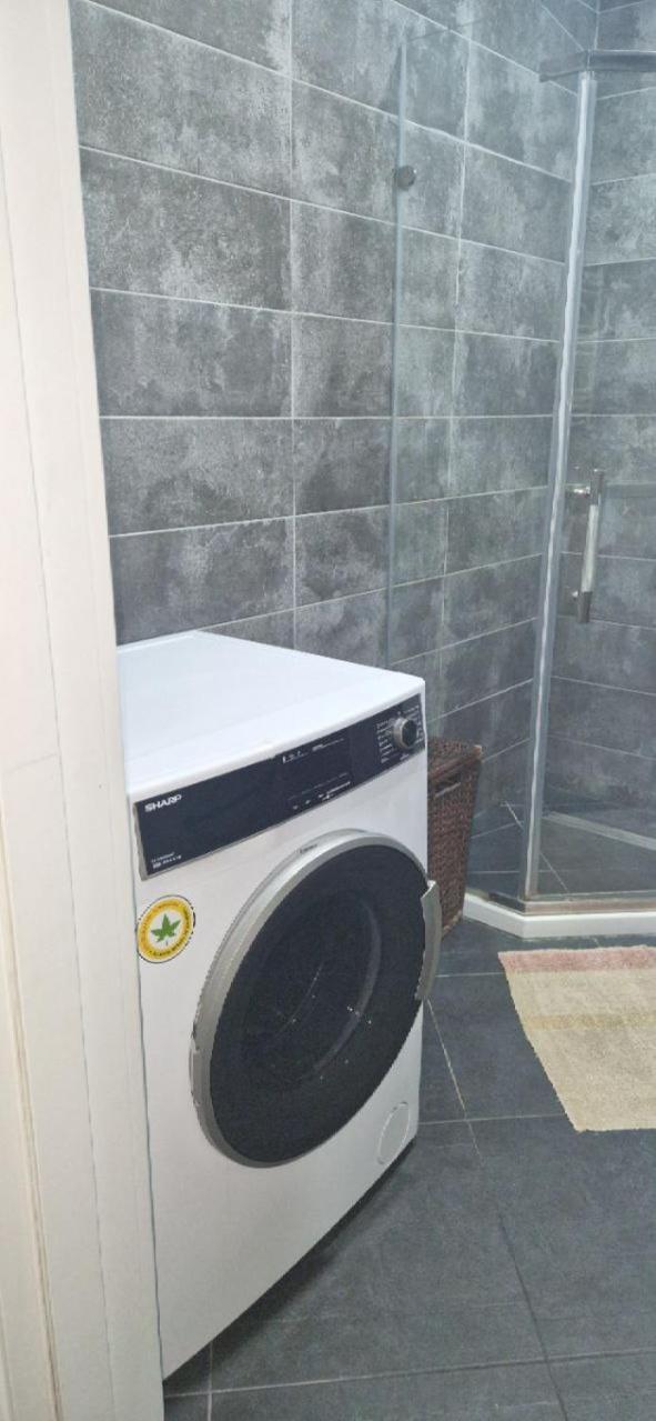 Modern Apartment In The Center Of Town Kişinev Dış mekan fotoğraf