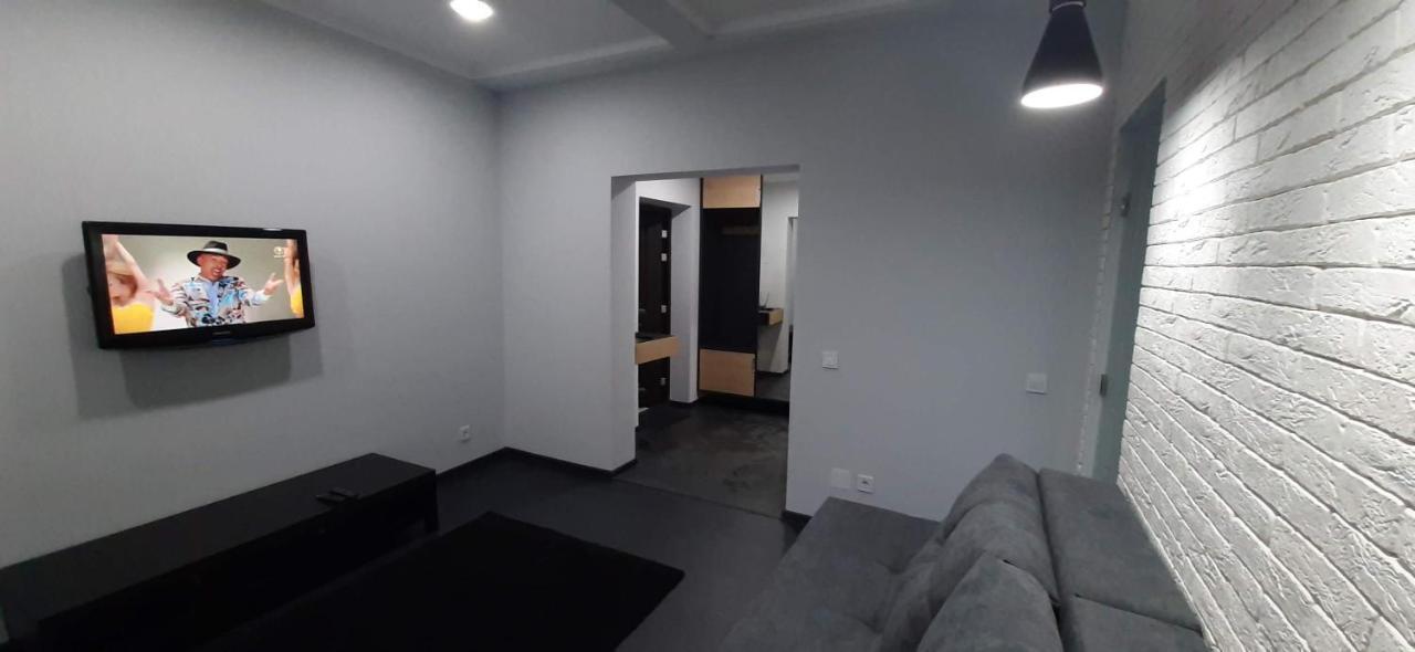 Modern Apartment In The Center Of Town Kişinev Dış mekan fotoğraf